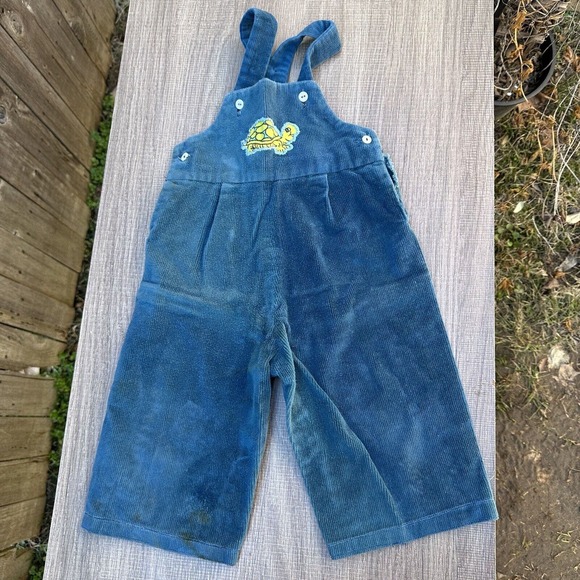 Vintage 1970s Overalls Toddler Size 18m Corduroy Blue Turtle Appliqué - Picture 1 of 11